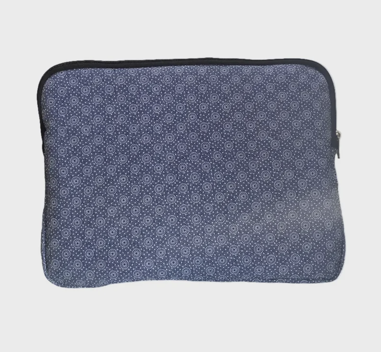 Navy Shweshwe laptop sleeve